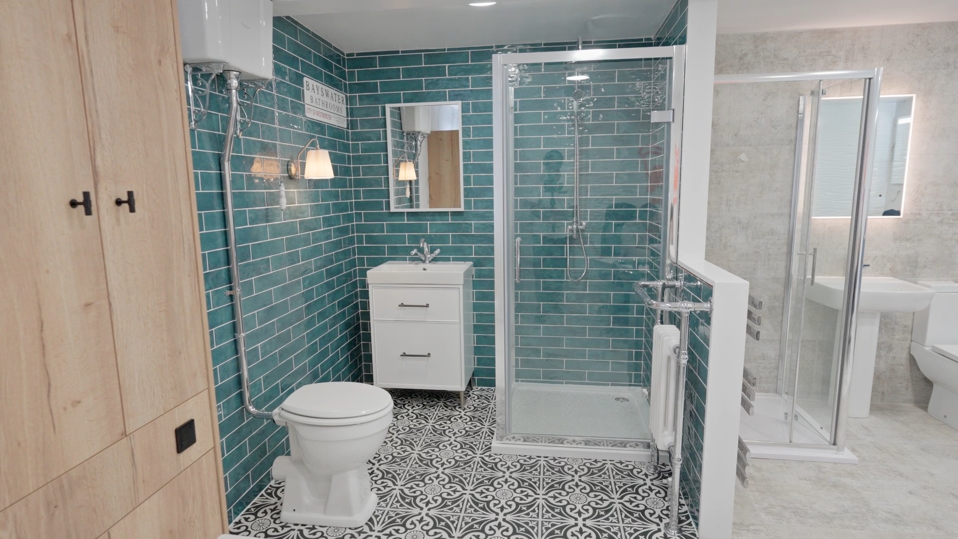 Traditional teal bathroom suite